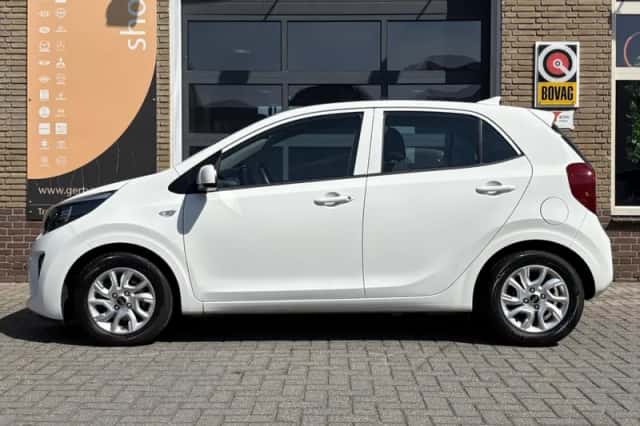 Kia Picanto (2018) thumbnail 2