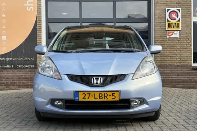 Honda Jazz (2010) thumbnail 3