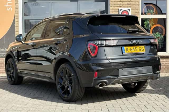 Lynk & Co 01 (2022) thumbnail 3