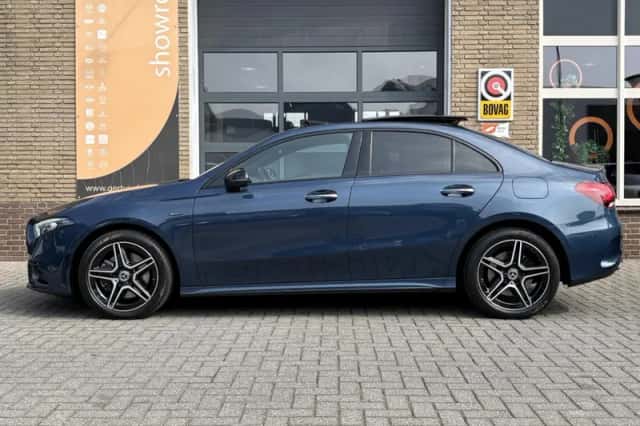 Mercedes-Benz A-Klasse (2021) thumbnail 2