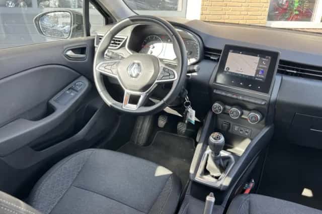 Renault Clio (2020) thumbnail 6