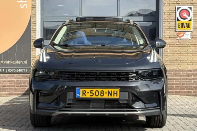 Lynk & Co 01 (2022) thumbnail 2