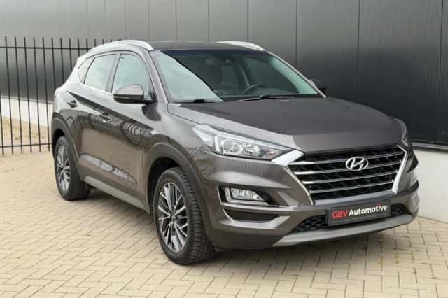 Hyundai Tucson (2018) thumbnail 2