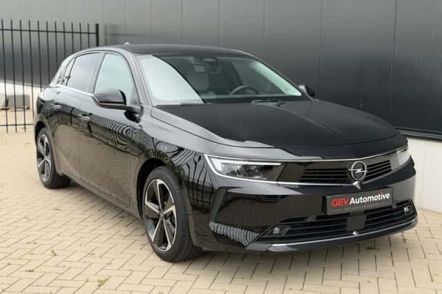 Opel Astra (2023) thumbnail 2