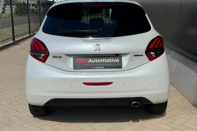 Peugeot 208 (2017) thumbnail 6