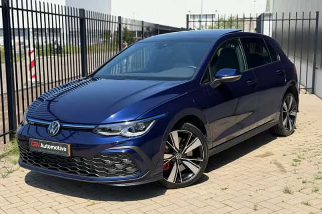 Volkswagen Golf (2022) thumbnail 1