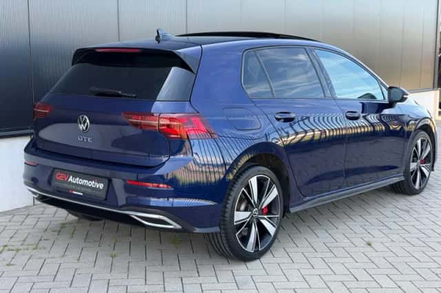 Volkswagen Golf (2022) thumbnail 5
