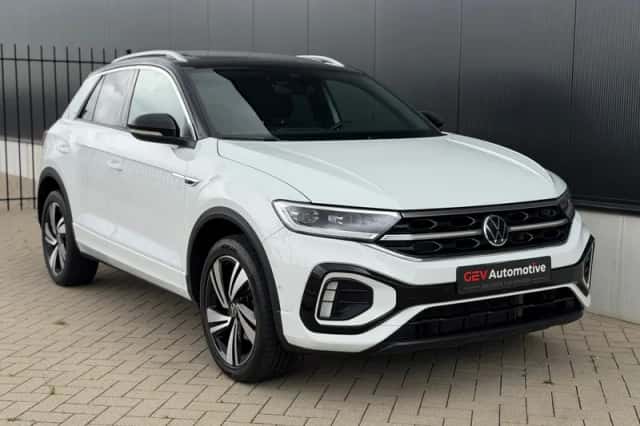 Volkswagen T-Roc (2022) thumbnail 2