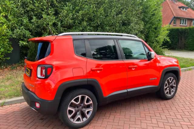 Jeep Renegade (2014) thumbnail 4