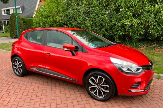 Renault Clio (2018) thumbnail 3