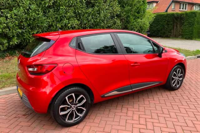 Renault Clio (2018) thumbnail 4