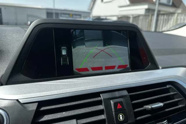 BMW X3 (2018) thumbnail 3
