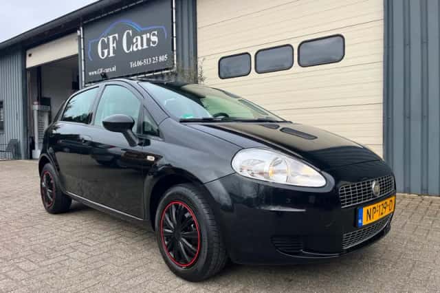 Fiat Grande Punto (2009) thumbnail 1