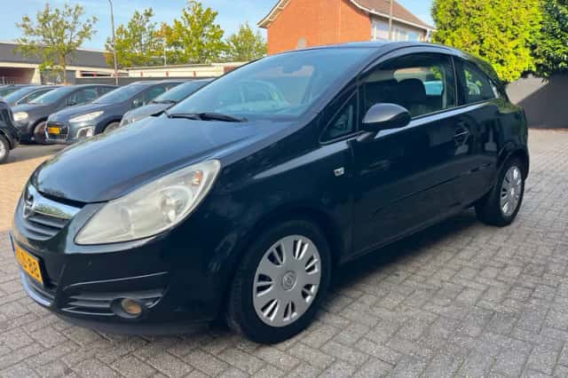 Opel Corsa (2007) thumbnail 6