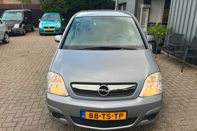 Opel Meriva (2007) thumbnail 3