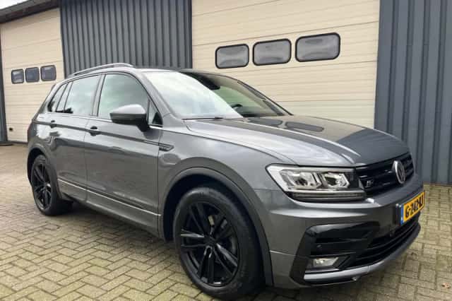 Volkswagen Tiguan (2019) thumbnail 2