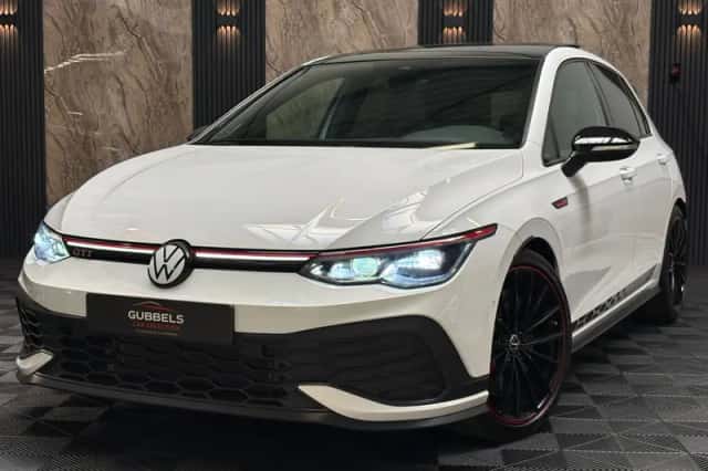 Volkswagen Golf (2021) thumbnail 1