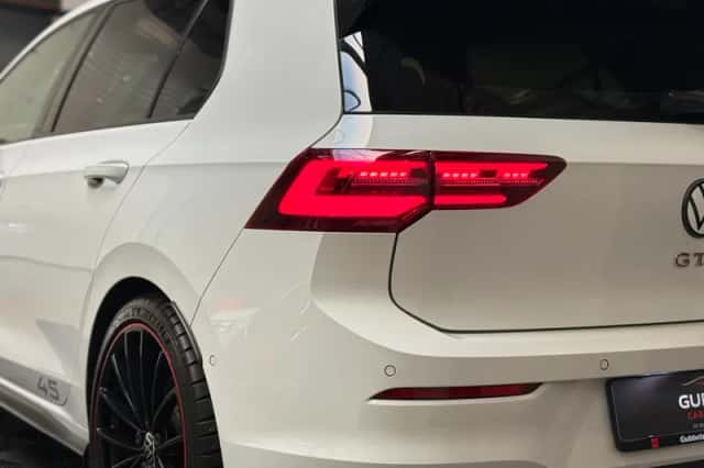 Volkswagen Golf (2021) thumbnail 5