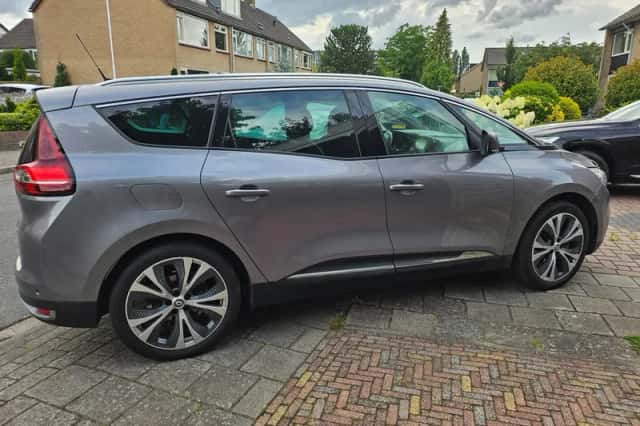 Renault Grand Scénic (2018) thumbnail 5