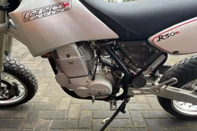 CCM R30M (2003) thumbnail 3
