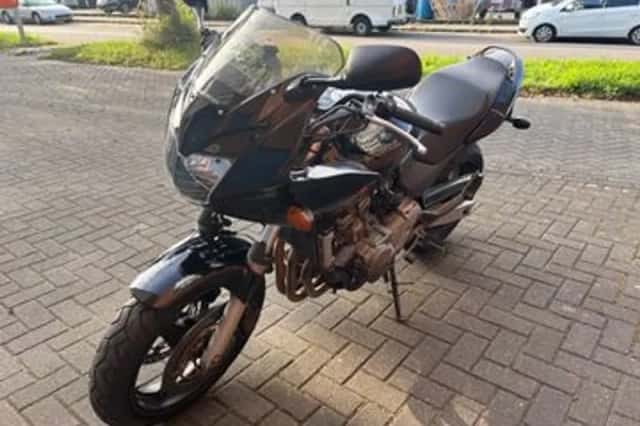 Honda CB (2004) thumbnail 2