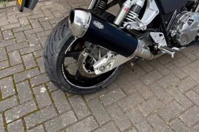 Honda CB (2003) thumbnail 4
