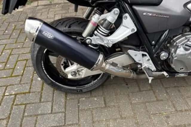 Honda CB (2003) thumbnail 5