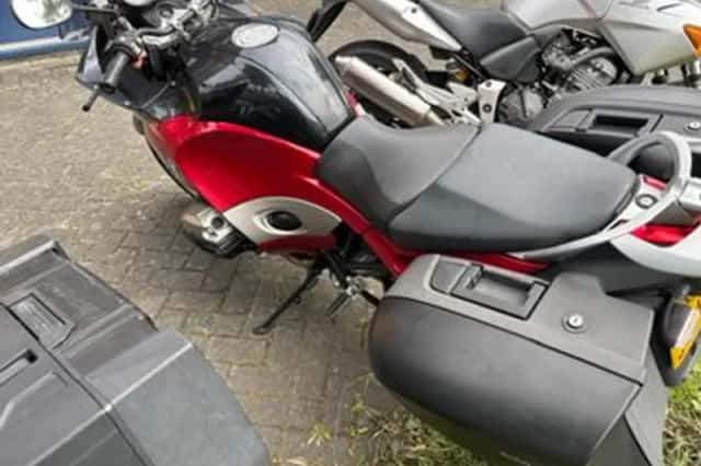 BMW R (2005) thumbnail 3
