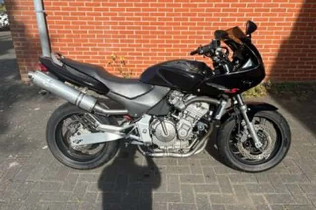 Honda CB (2003) thumbnail 1