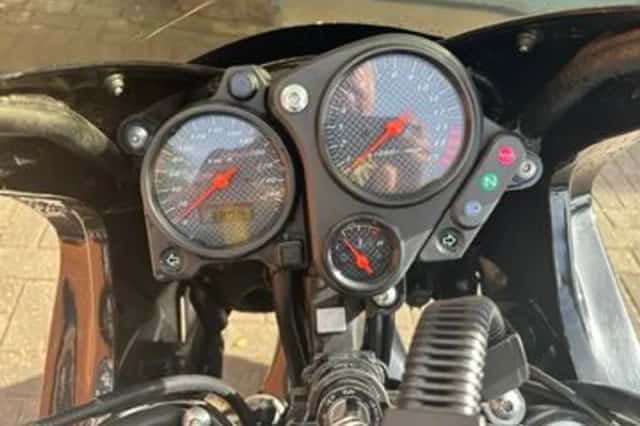 Honda CB (2003) thumbnail 3