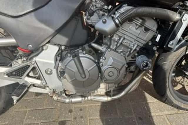 Honda CB (2003) thumbnail 4