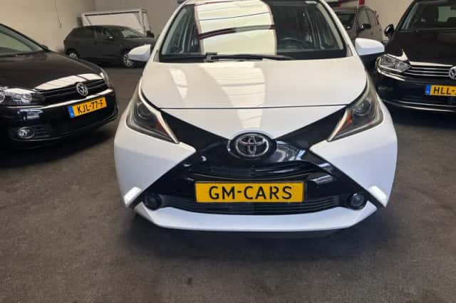 Toyota Aygo (2014) thumbnail 5