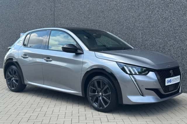 Peugeot 208 (2023) thumbnail 2