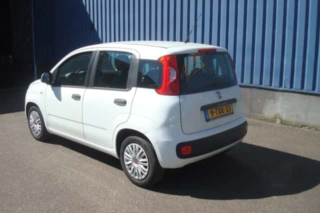 Fiat Panda (2014) thumbnail 3