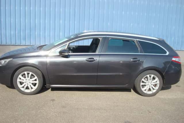 Peugeot 508 (2012) thumbnail 3