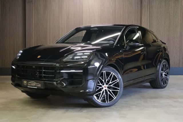 Porsche Cayenne (2026) thumbnail 3