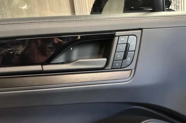 Porsche Cayenne (2026) thumbnail 22
