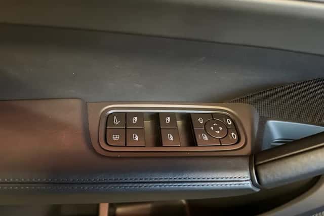 Porsche Cayenne (2026) thumbnail 25