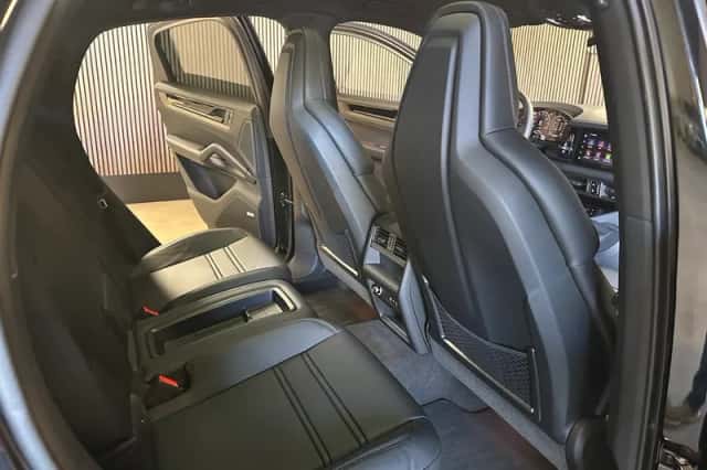 Porsche Cayenne (2026) thumbnail 29