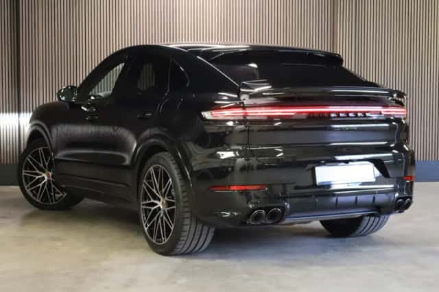Porsche Cayenne (2026) thumbnail 5
