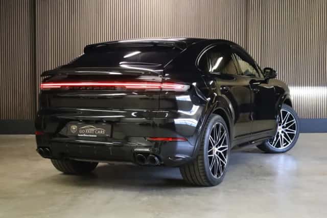 Porsche Cayenne (2026) thumbnail 8
