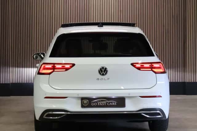 Volkswagen Golf (2022) thumbnail 6