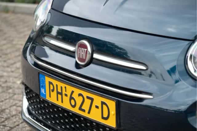Fiat 500 (2017) thumbnail 4