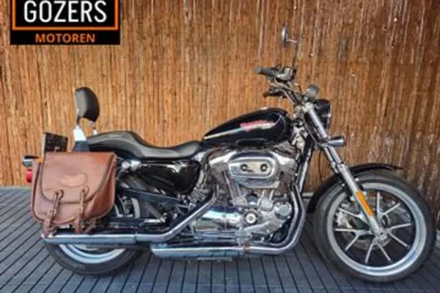 HARLEY-DAVIDSON SPORTSTER (2016) thumbnail 1