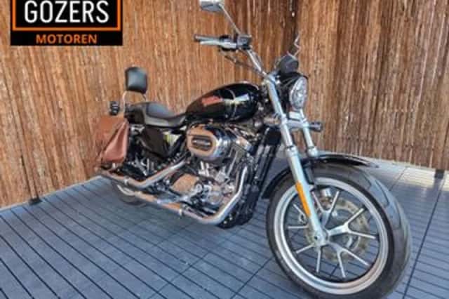 HARLEY-DAVIDSON SPORTSTER (2016) thumbnail 2