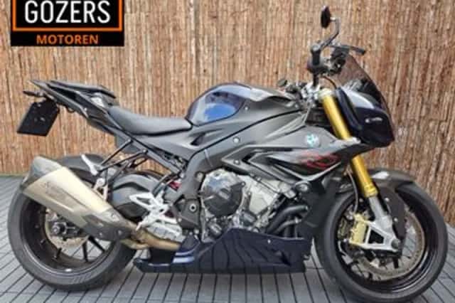 BMW S 1000 RR (2017) thumbnail 1