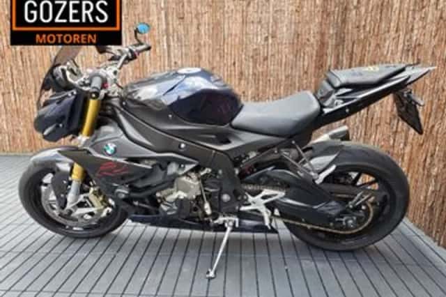 BMW S 1000 RR (2017) thumbnail 3