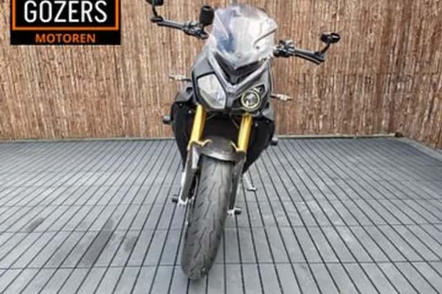 BMW S 1000 RR (2017) thumbnail 5