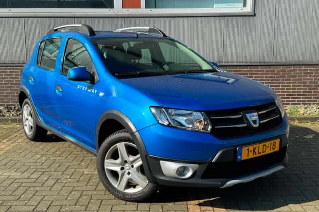 Dacia Sandero Stepway (2013) thumbnail 2