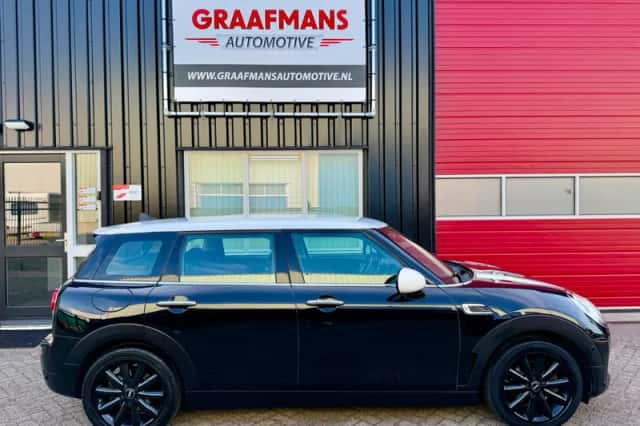 MINI Clubman (2016) thumbnail 5